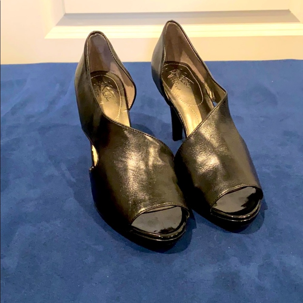 Life Stride heels